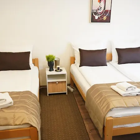 아파트 - Sobe Tiha Luka, *