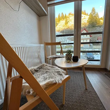 - Sobe Tiha Luka, Apartamento